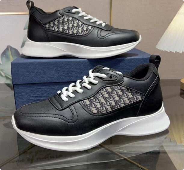 'B25' Sneaker - StyleOutlet