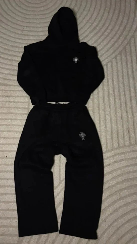 'Portugal' - Tracksuit - StyleOutlet