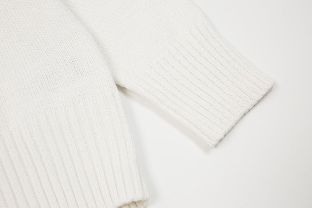 'Heart' - Sweater - StyleOutlet